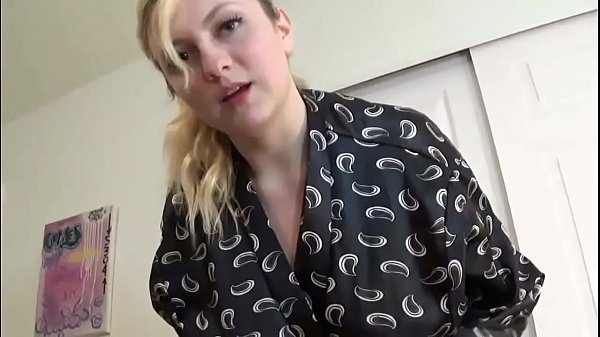 Elle a convaincu son beau-fils de la baiser